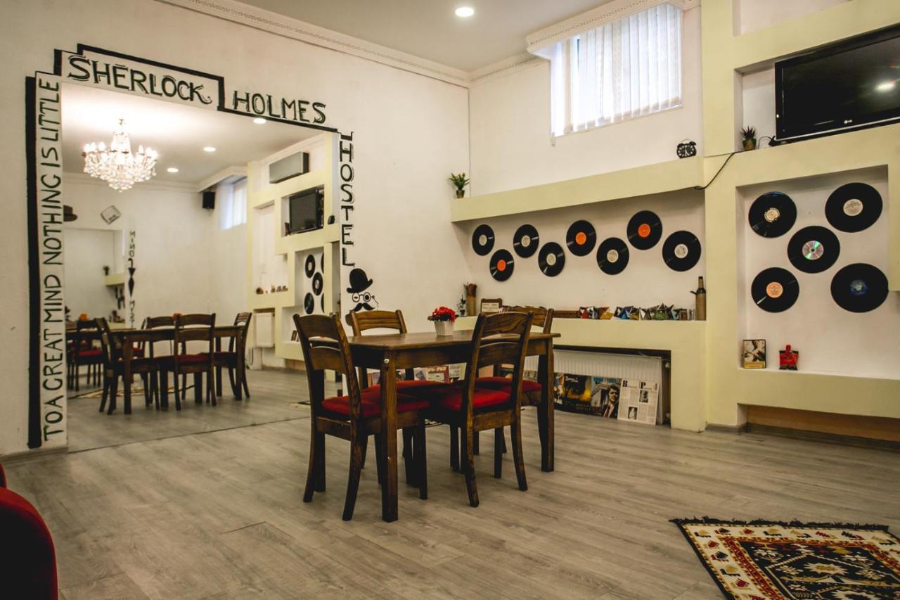Sherlock Holmes Hostel Baku Extérieur photo